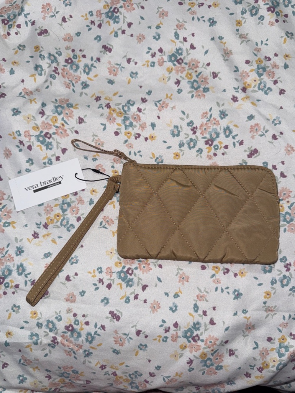 NWT Vera Bradley Quilted Wristlet